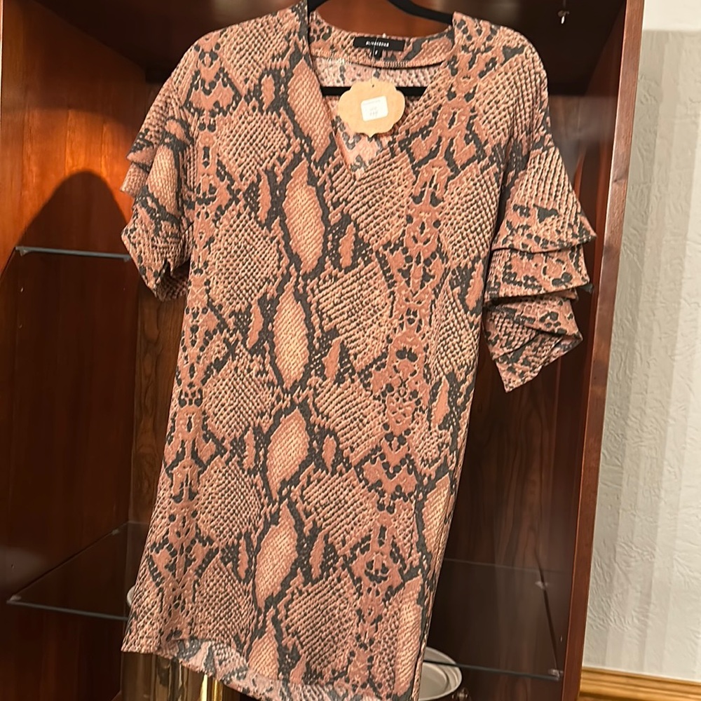 NWT Dress Olivaceous Dress Size Small